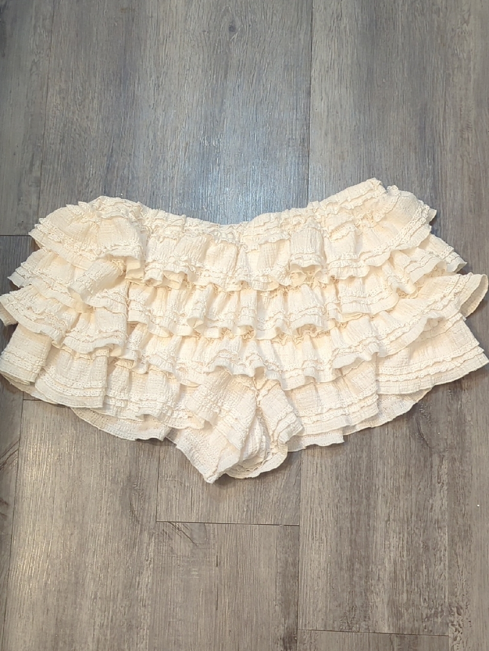 Chrome Riot Ivory Ruffle Layered Mini Skirt - Picture 3 of 3
